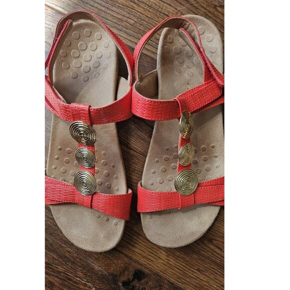 Vionic Gold Medallion Adjustable Women's Sandals - Farra Coral Size 11‎ M - Picture 1 of 2
